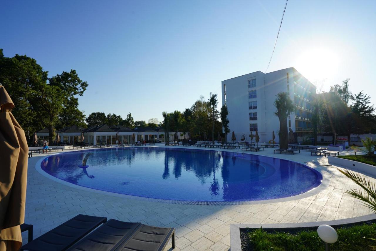 Hotel Apollo Neptun Exterior foto