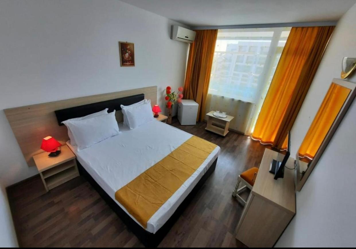 Hotel Apollo Neptun Exterior foto